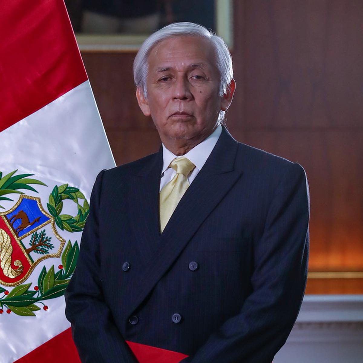 Eduardo González Toro informó reorganización del MINEM
