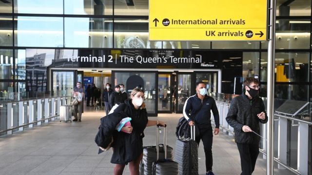 Reino Unido: Facilita las condiciones de viaje con menos pruebas COVID
