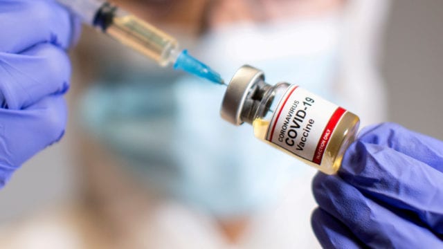 EE. UU: New York informó que obligará a vacunarse a sus funcionarios