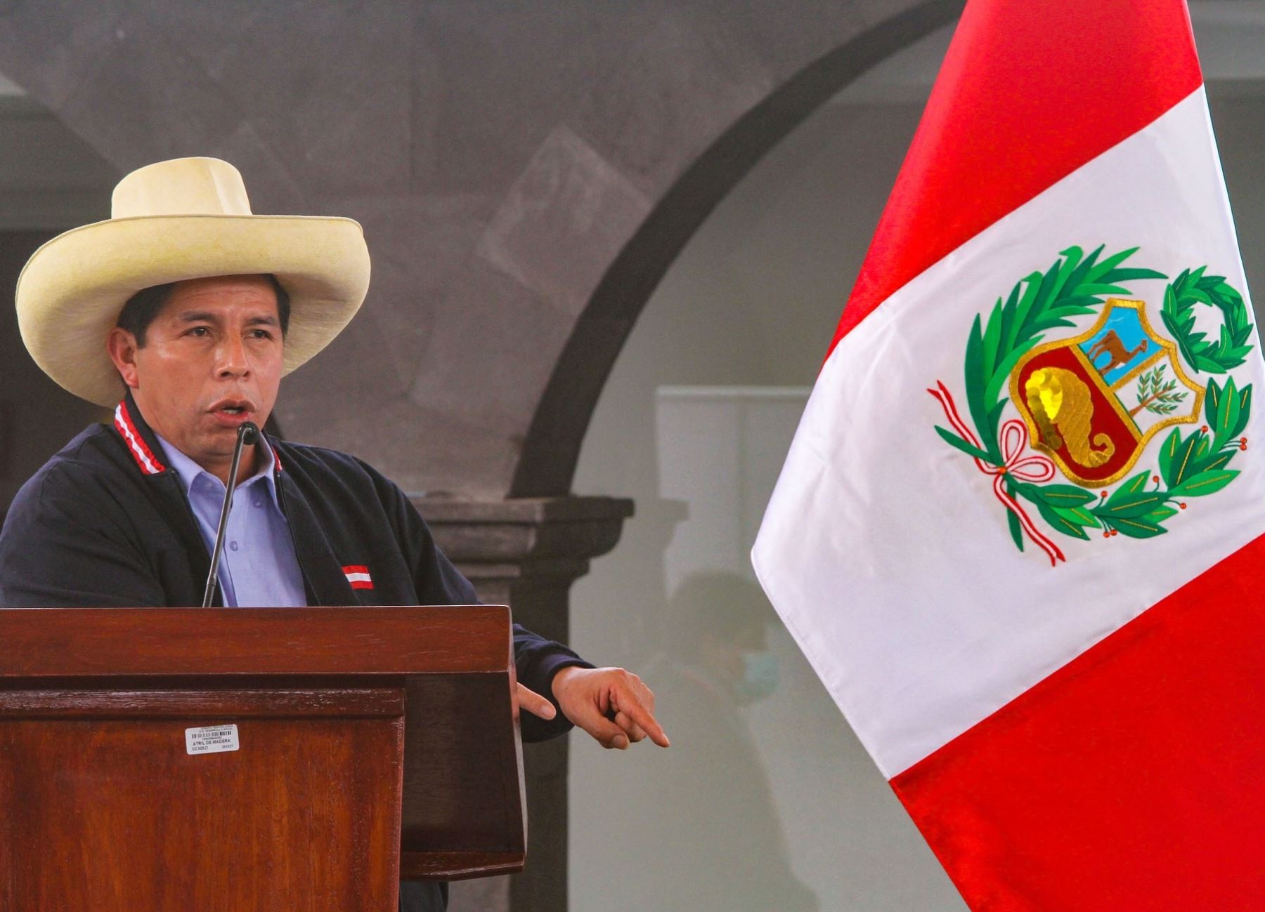 Presidente Pedro Castillo reta al Congreso