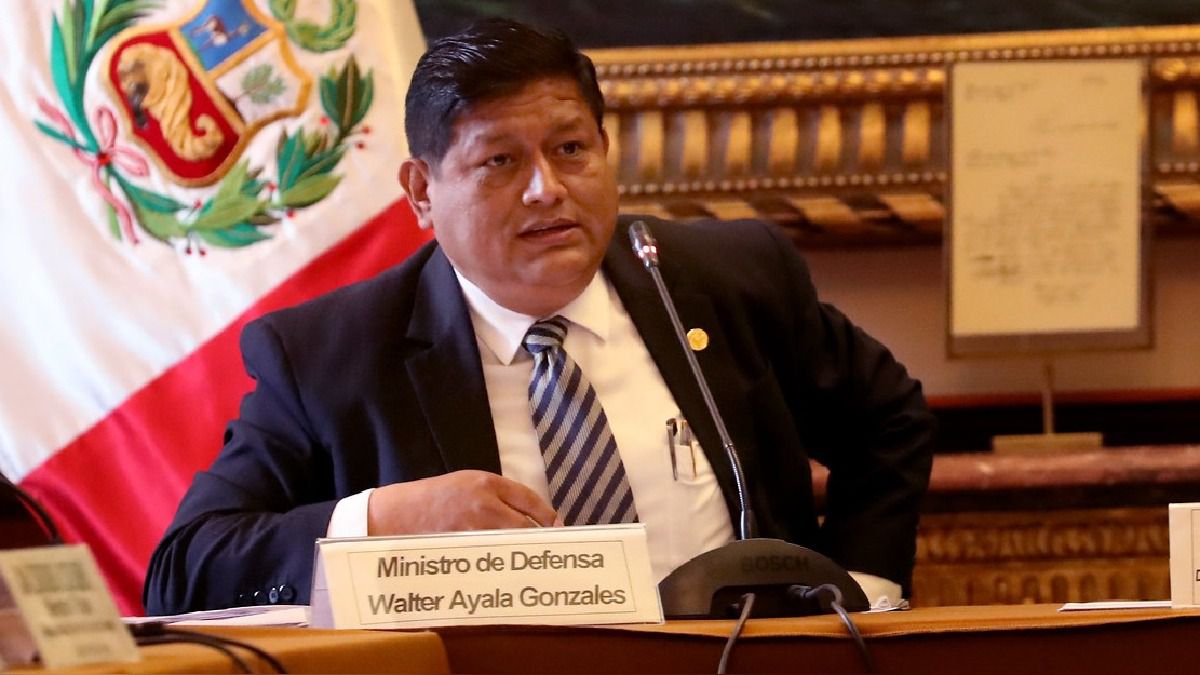 Walter Ayala: “Yo sigo siendo el ministro mientras no se me acepte la renuncia”