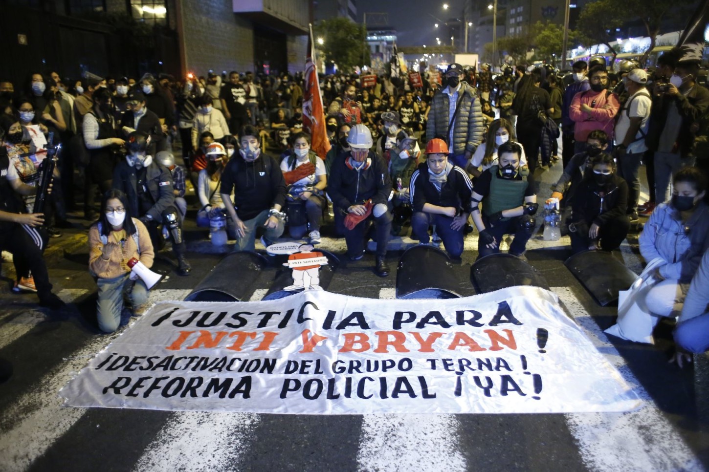 Ciudadanos salieron a marchar recordando la represión policial del 14N