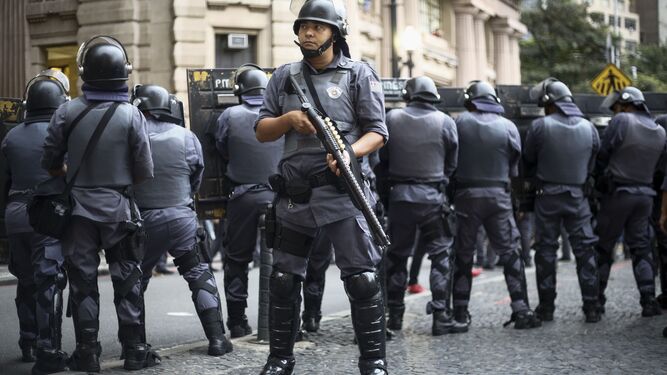 Enfrentamiento con la policía deja al menos 25 muertos en Brasil