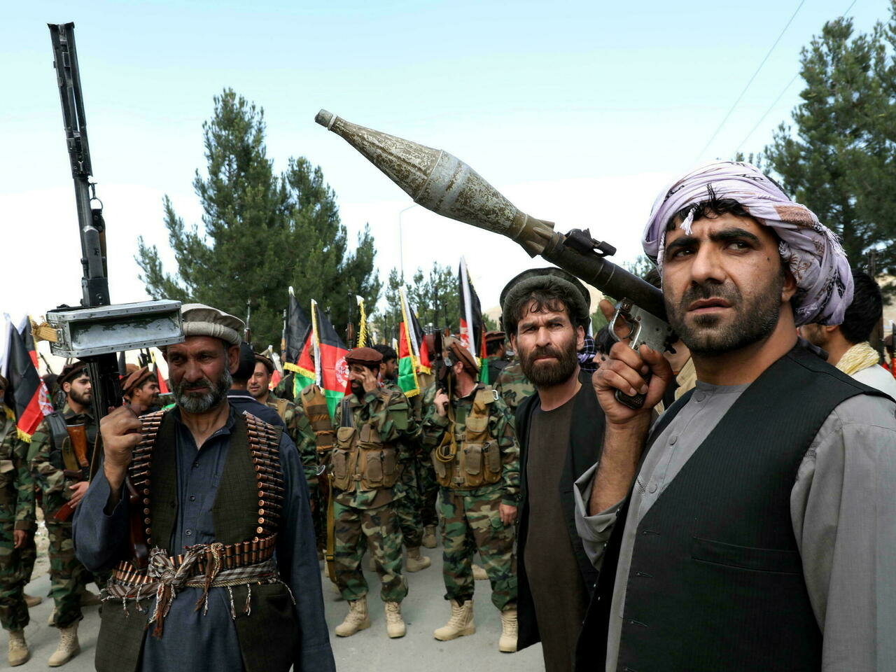 Hambruna y descontento en Afganistán por la economía devastada por talibanes
