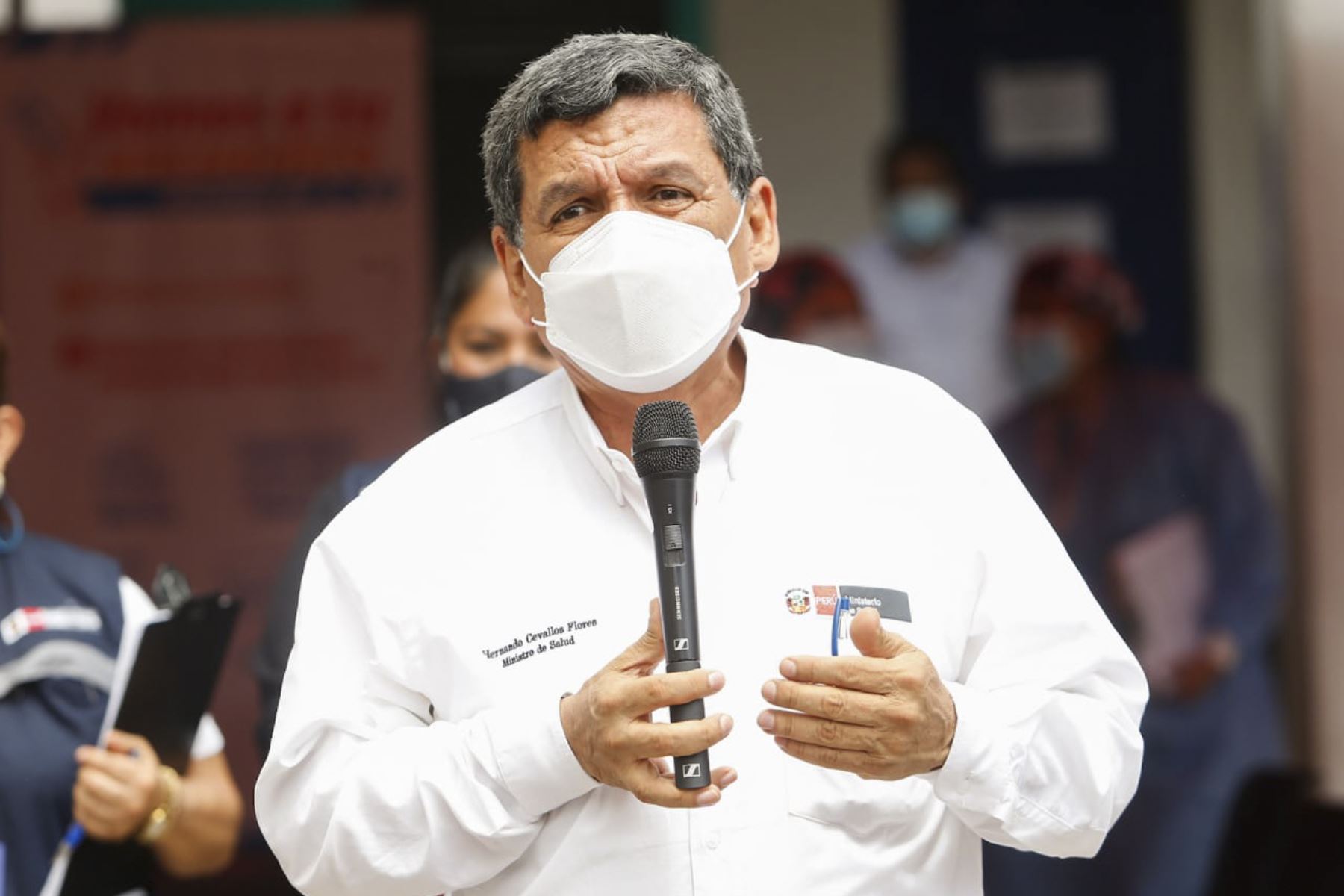Minsa: Hernando Cevallos ya se vacunó la dosis de refuerzo