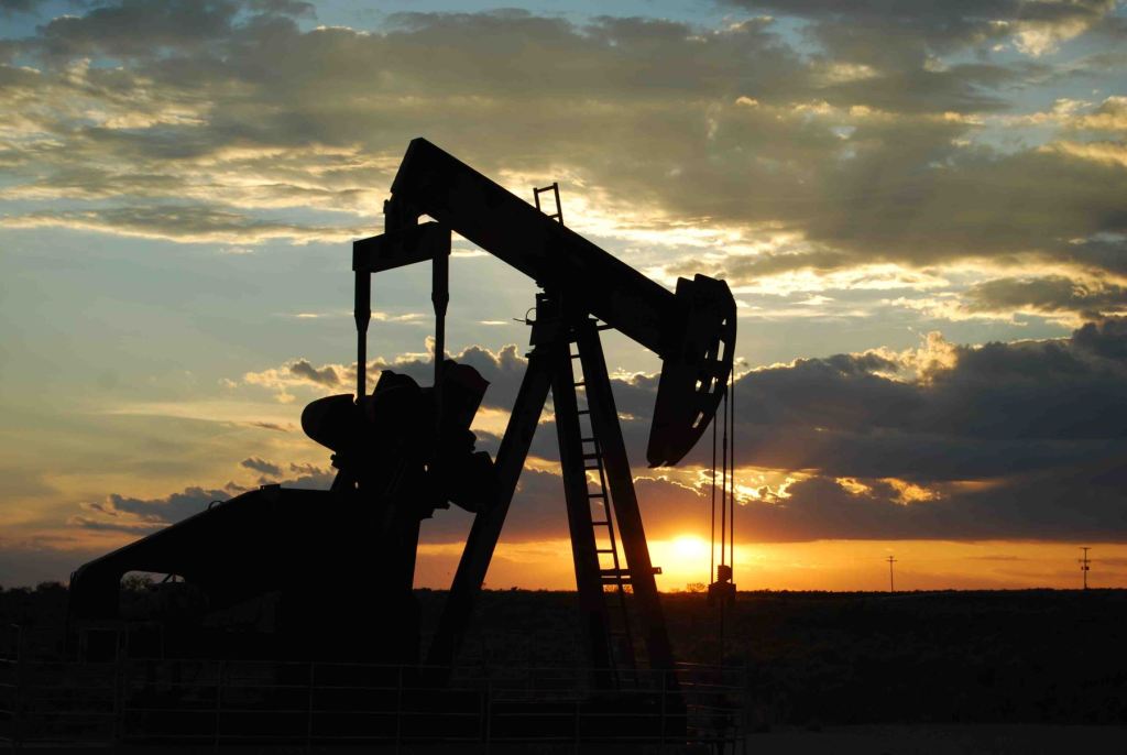 Venezuela: Irán ayuda en producción de petróleo a pesar de sanciones