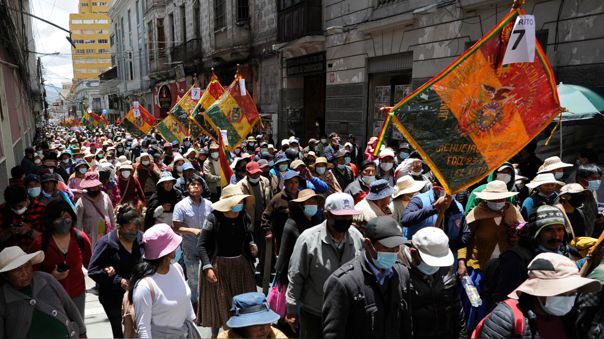 Protestas en Bolivia contra el carné de vacunación