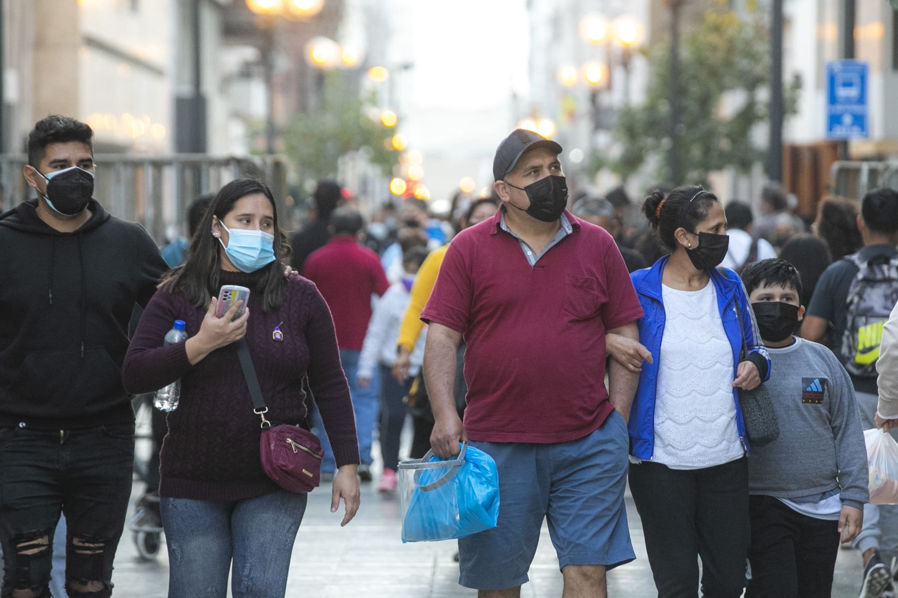OMS: “El ómicron puede significar el fin de la pandemia en Europa”