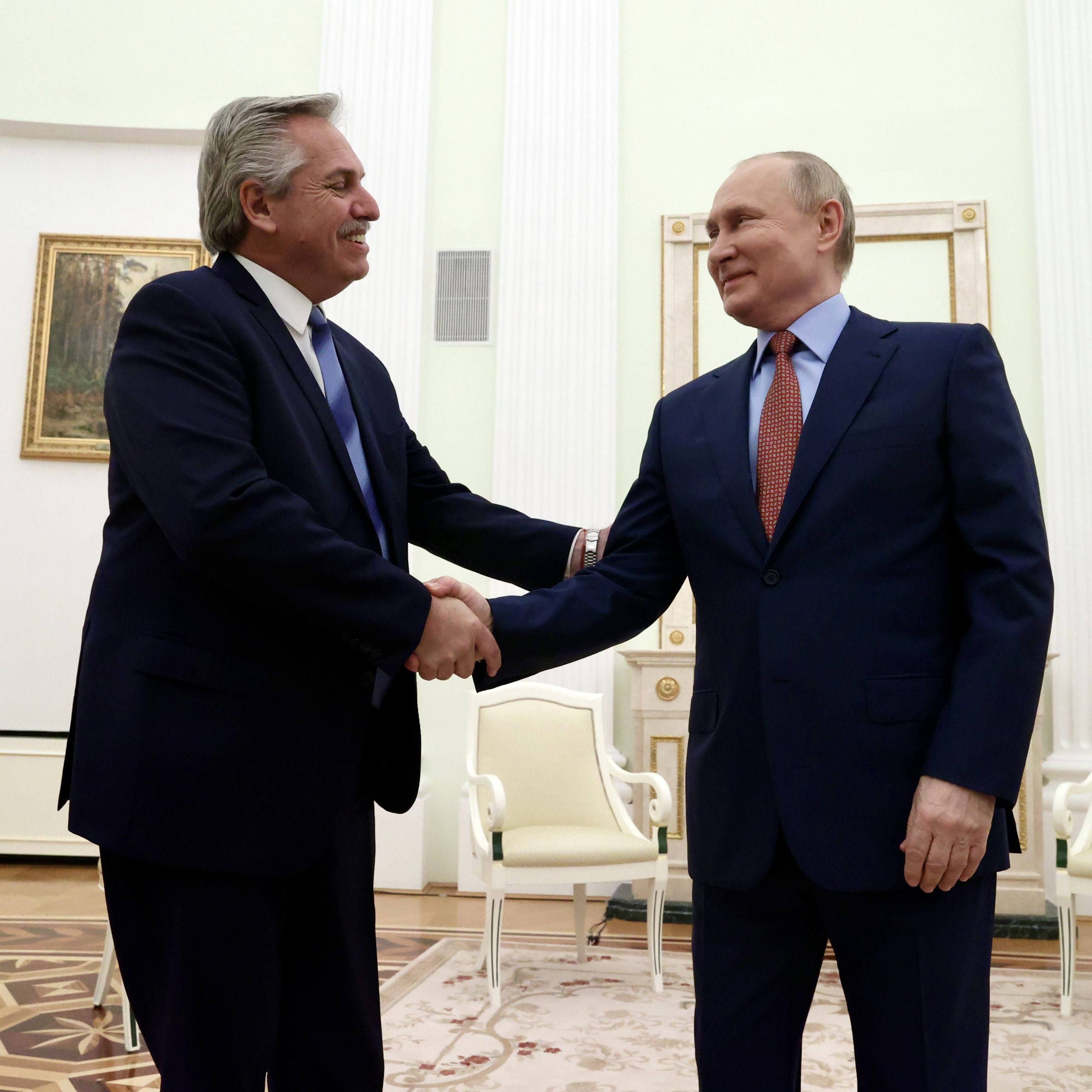 Presidente de Argentina se reunió con Putin para desprenderse de EE.UU.