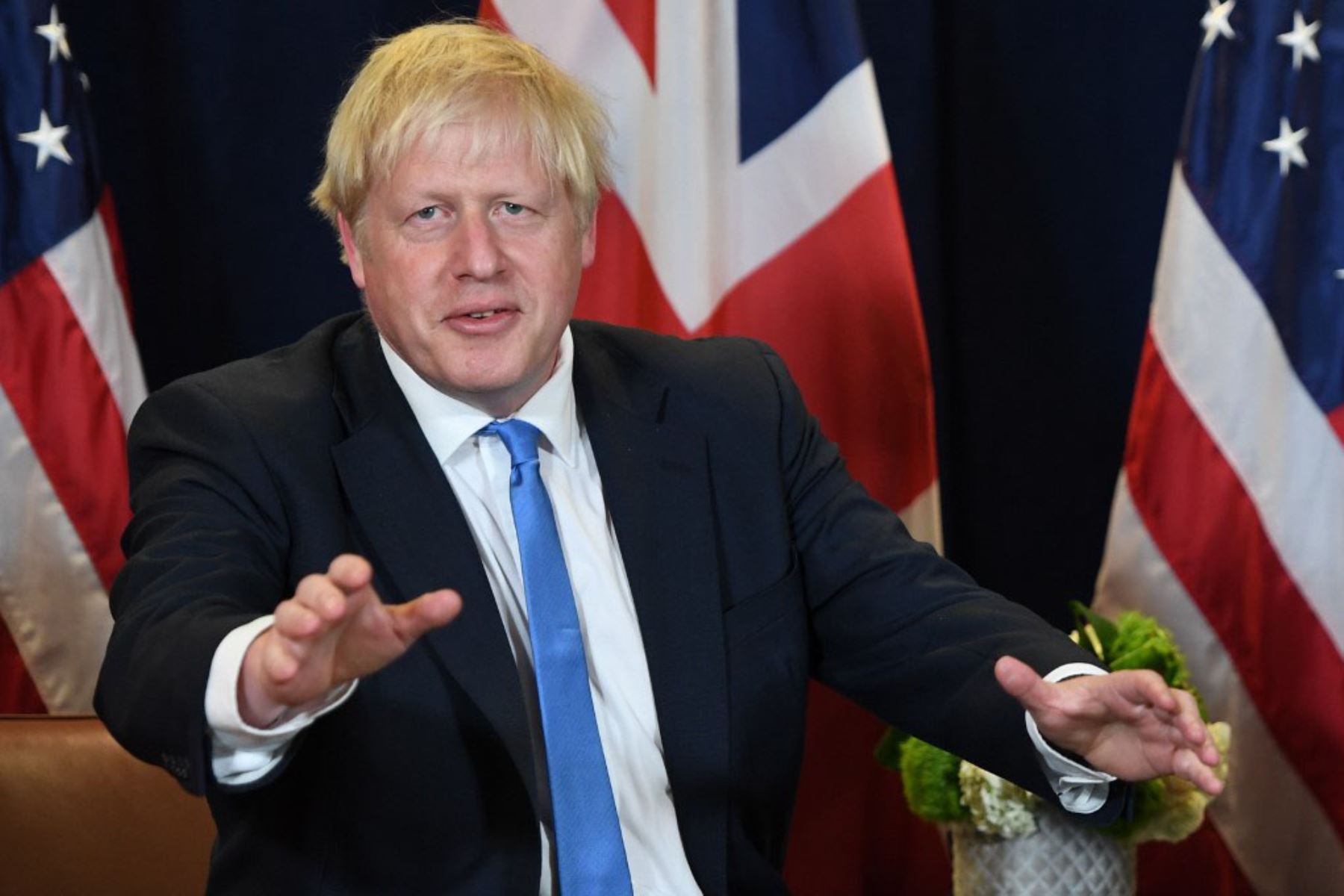 Inglaterra: Boris Johnson anunció que eliminarán aislamiento por covid-19