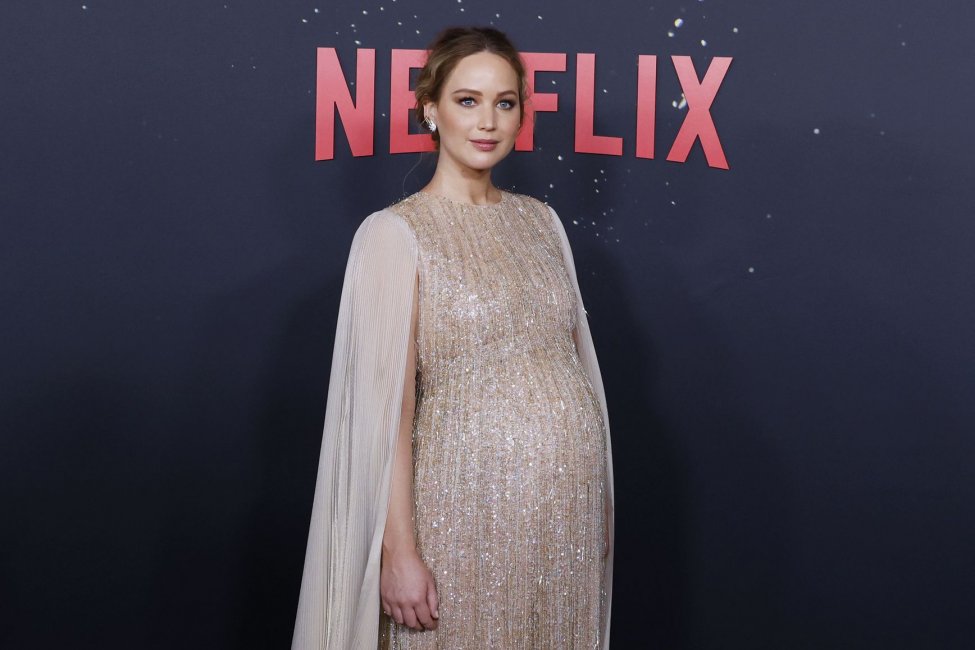 Jennifer Lawrence dio a luz a su primer hijo