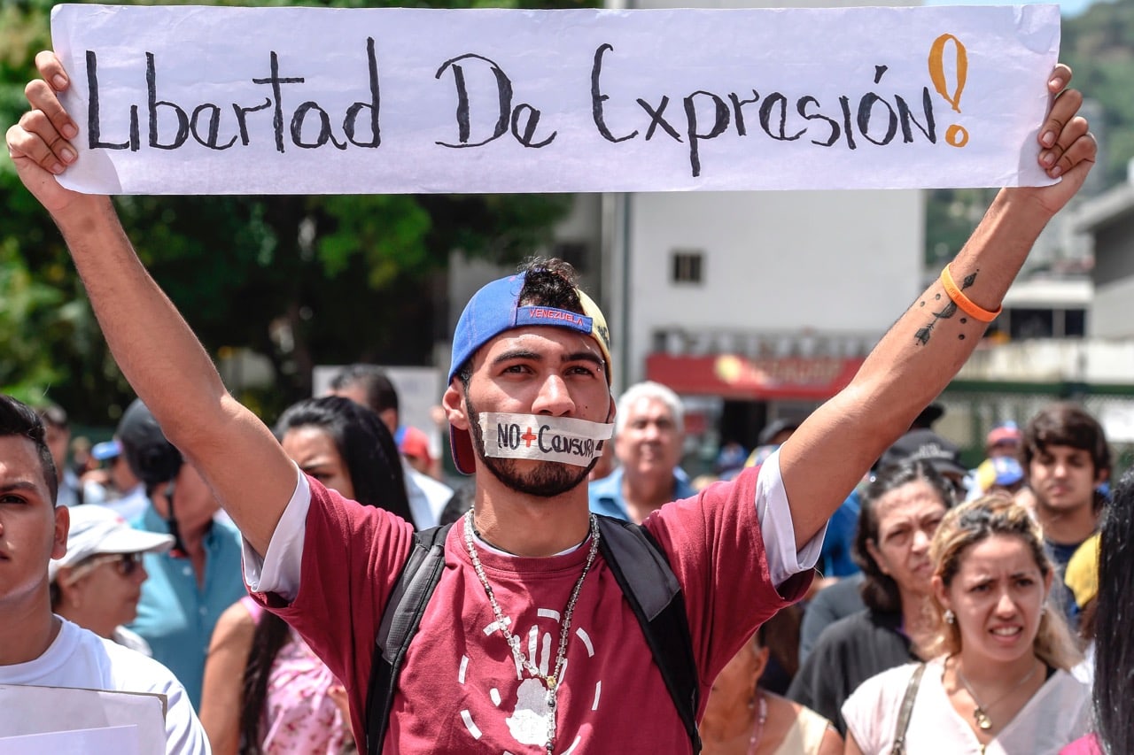 Gobierno venezolano silenció tres portales informativos