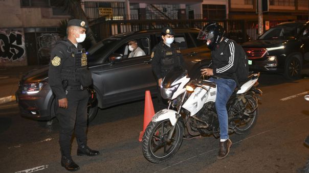 Los Olivos registra nueve asaltos con motos lineales a diario
