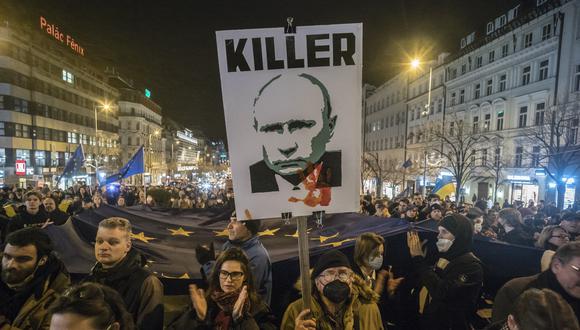 Presidente ucraniano compara a Rusia con los nazis