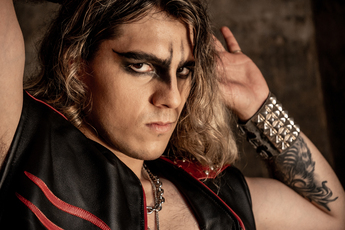 El semifinalista de la voz Perú Sebastián Palma contó que uno de sus objetivos es popularizar el Heavy Metal en el Perú con su música.