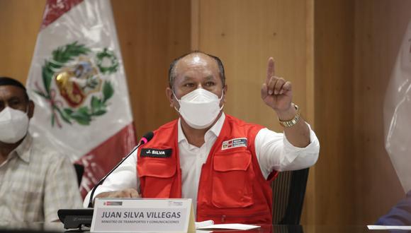Juan Silva renuncia antes que lo censuren