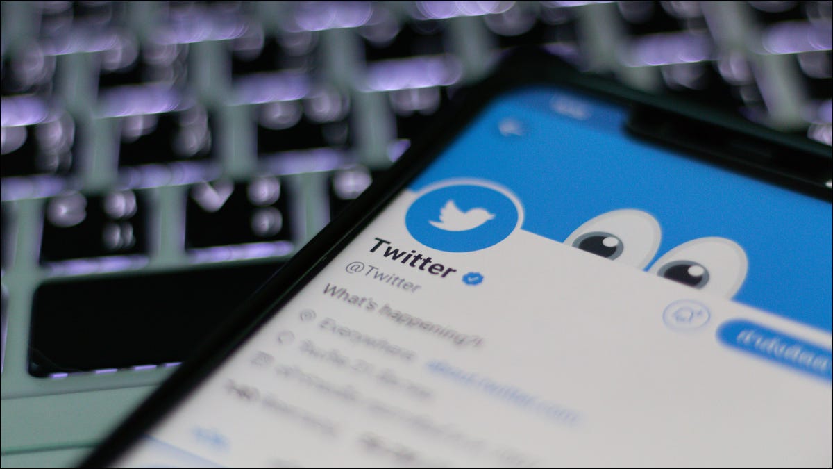 Twitter ya permite colocar advertencias de contenido sensible a tuits individuales