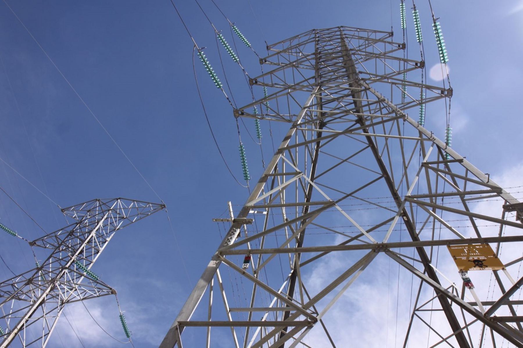 Minem: producción de energía eléctrica creció 5.4% en febrero