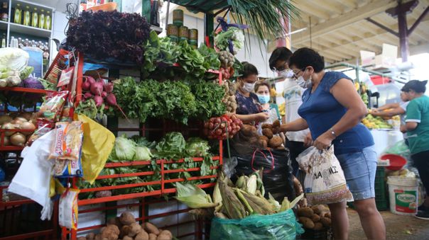 Alimentos suben de precio en mercado mayorista