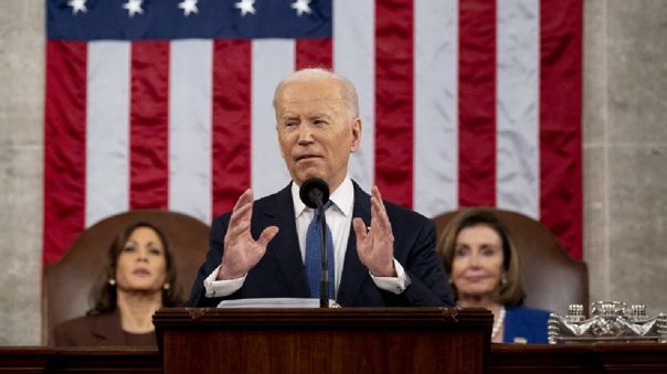 Joe Biden prohíbe vuelos rusos en territorio estadounidense
