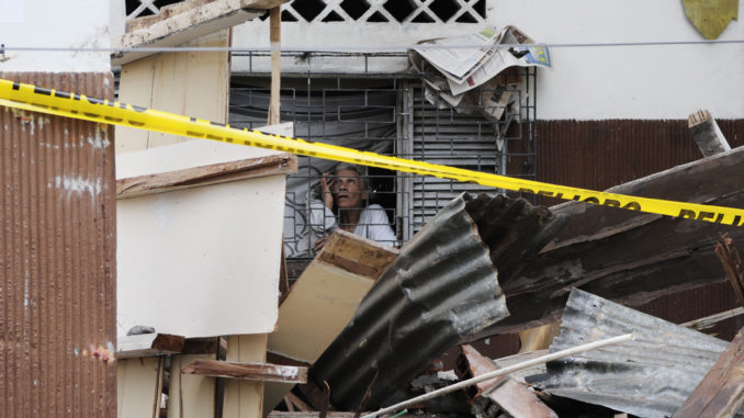 Ecuador fue testigo de un sismo, el cual se sintió en once de las veinticuatro provincias que la componen.