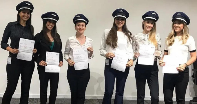 CEO de la aerolínea de capital peruano y chileno, Latam, indicó  que solo cuentan con 30 pilotos mujeres y se necesita más.