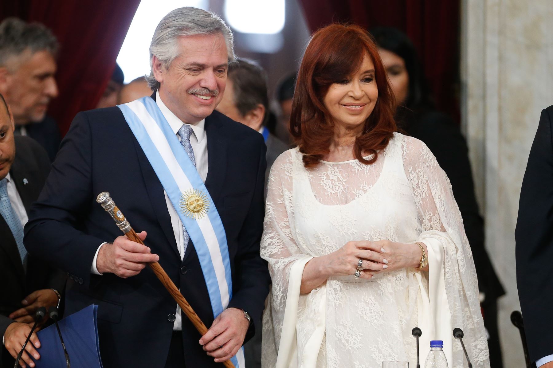Los Fernández se divorcian y bloquean Argentina
