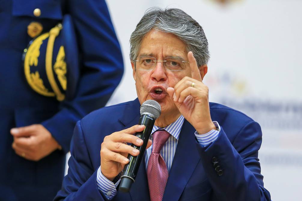Presidente de Ecuador calificó de “desastre” el gobierno anterior