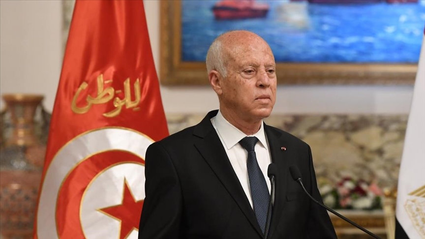 Presidente de Túnez disuelve el parlamento tras suspender sus funciones