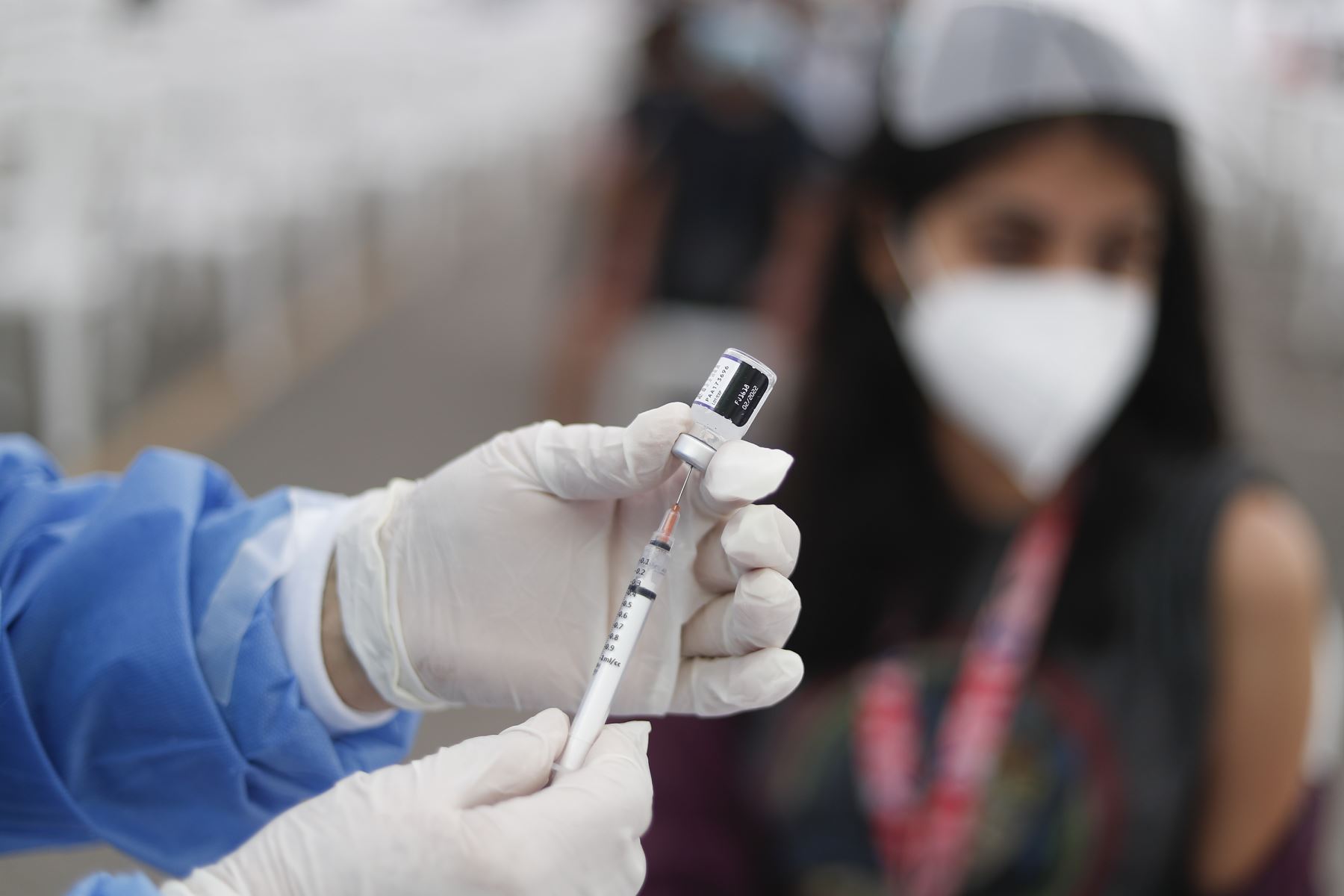 Noticia sobre vacunas a punto de vencer es falsa