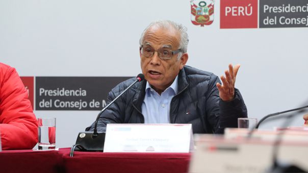 Aníbal Torres incentiva la producción de coca en Perú