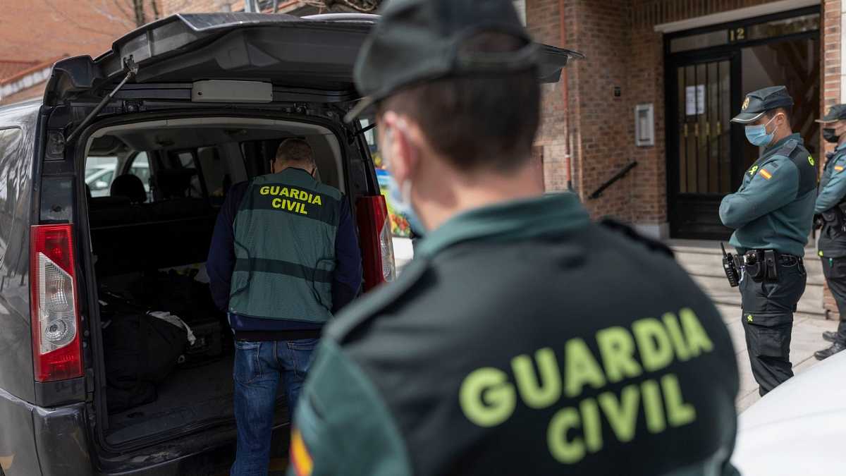 España: Hombre asesinó a su hijo de 11 años a cuchillazos