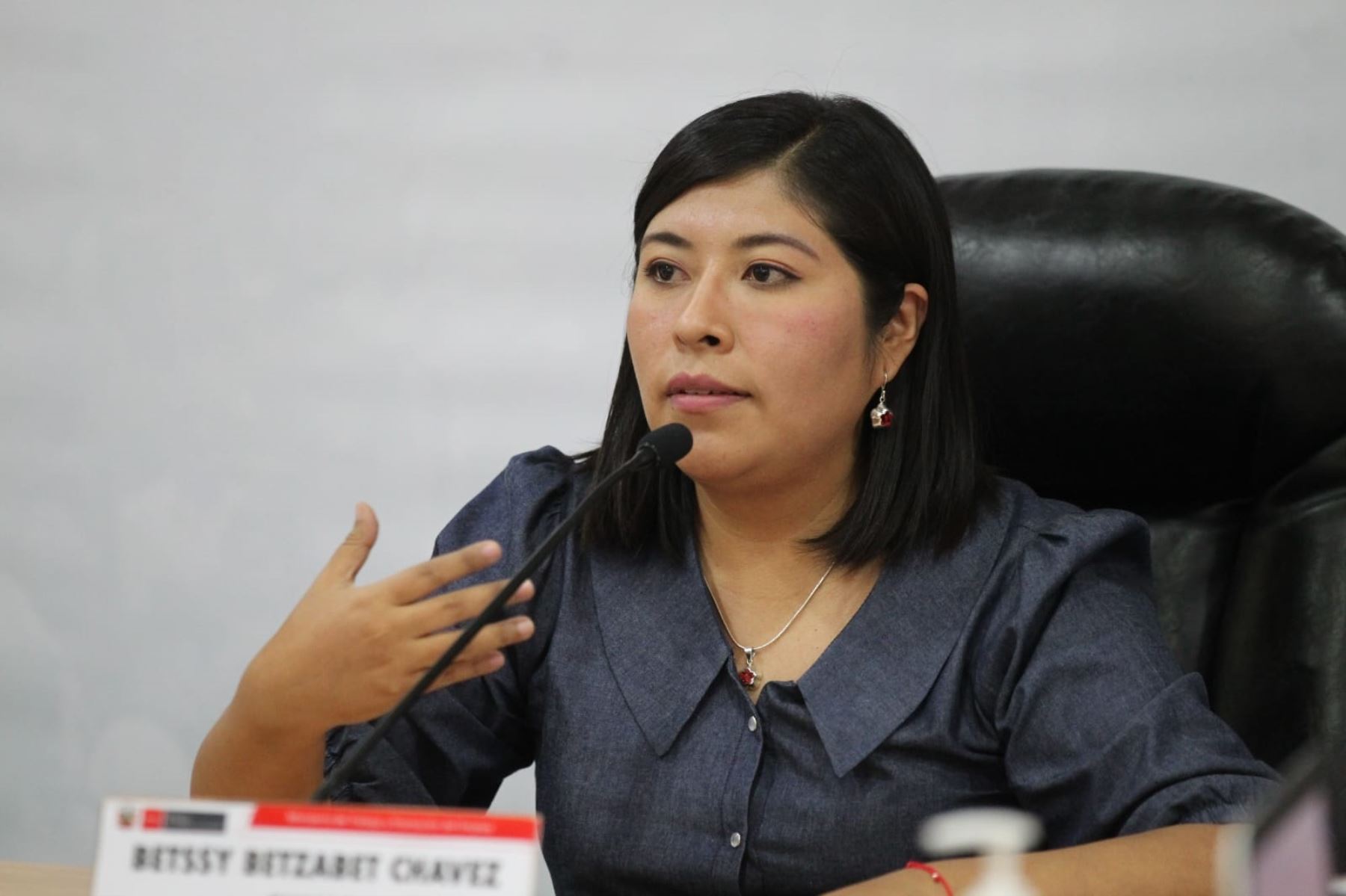 Betssy Chávez responde a Patricia Chirinos