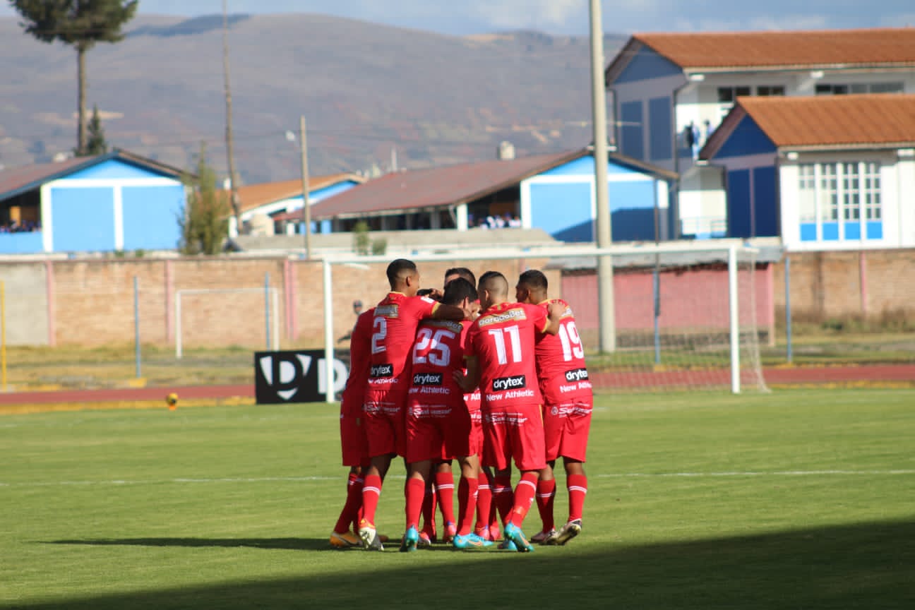 Sport Huancayo goleó 4-1 a Alianza Atlético y busca acercarse al líder