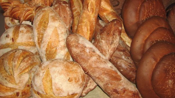 600 panaderías cerraron en el 2021 por alza de precios de los insumos