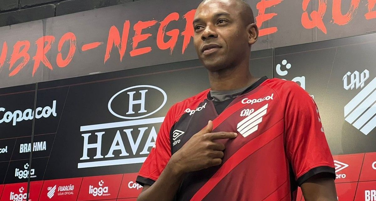 Fernandinho deja el City y ficha por Athletico Paranaense