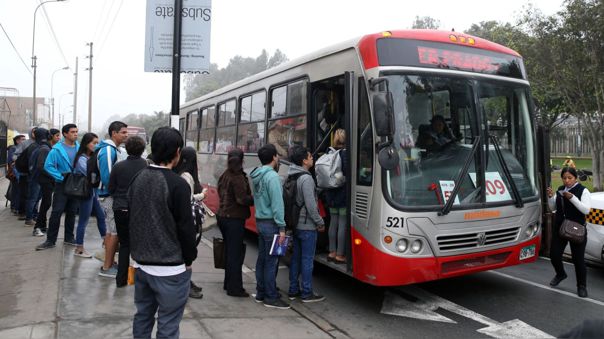 Corredores suspenderán servicios este martes