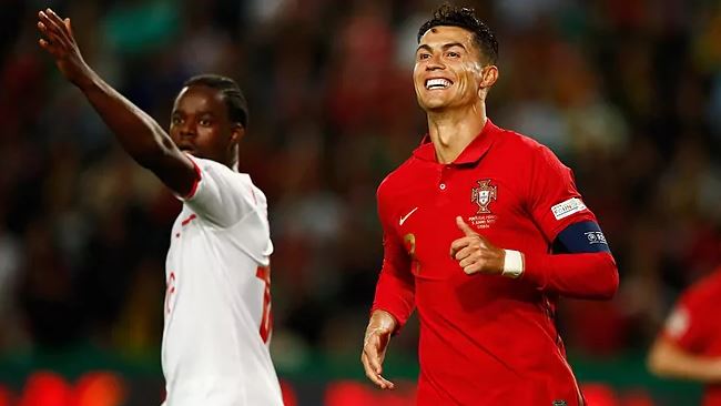 Cristiano Ronaldo anotó un doblete en victoria de Portugal sobre Suiza
