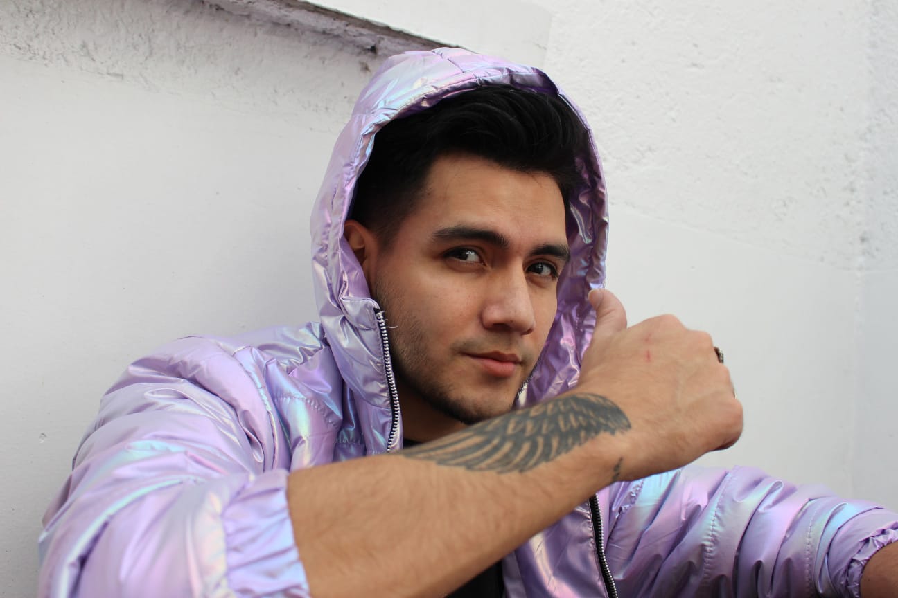 El cantautor peruano Bruno Gotelli lanza EP