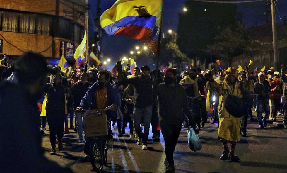 La democracia en Ecuador está en “serio riesgo” por protestas