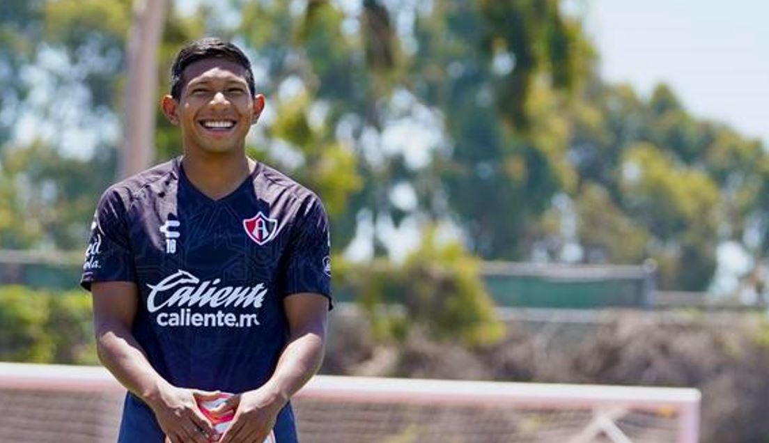 Edison Flores: "Estoy muy feliz de llegar al club bicampeón"