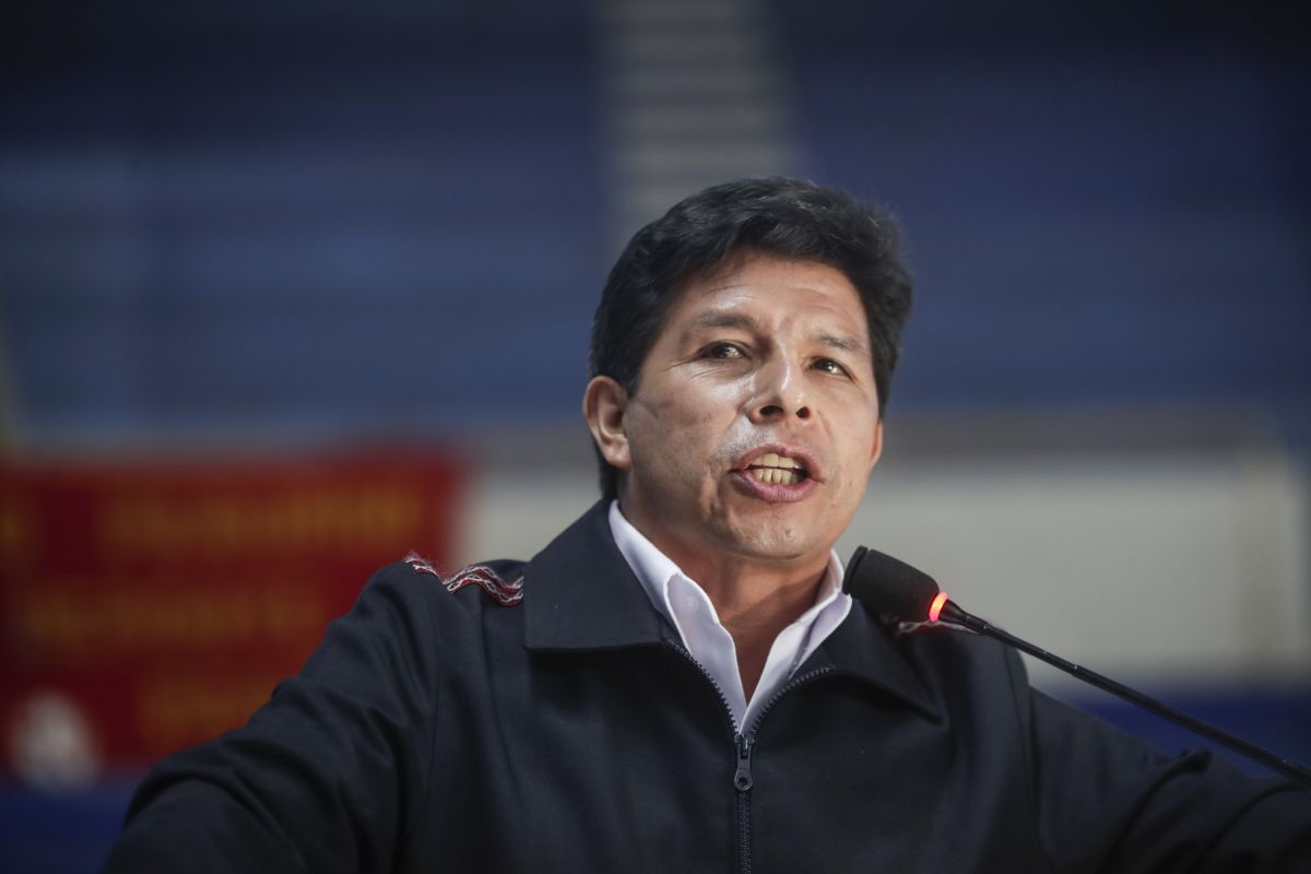 Pedro  Castillo niega corrupción en su gestión