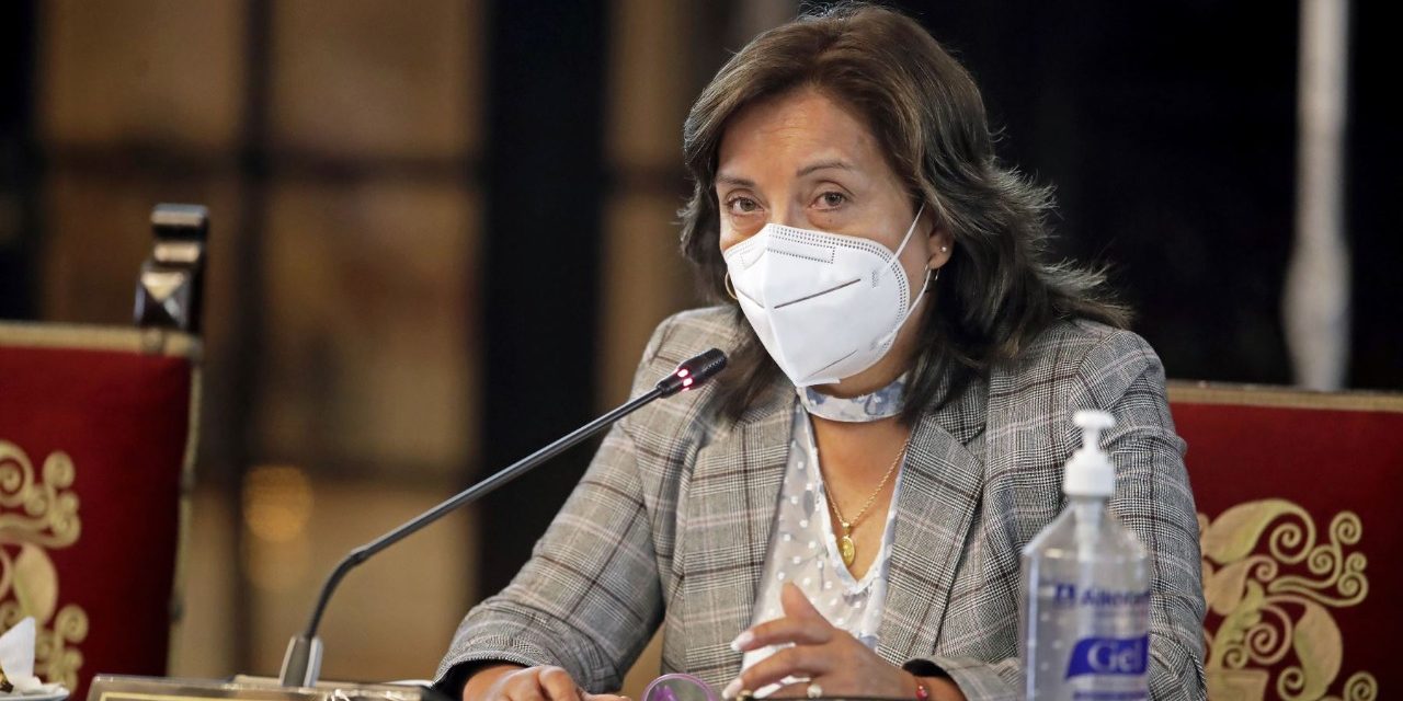 Denuncian blindaje oficialista a Dina Boluarte en Congreso