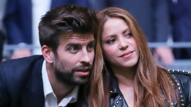 El futbolista Pique habría sido infiel a Shakira por una joven de 20 años