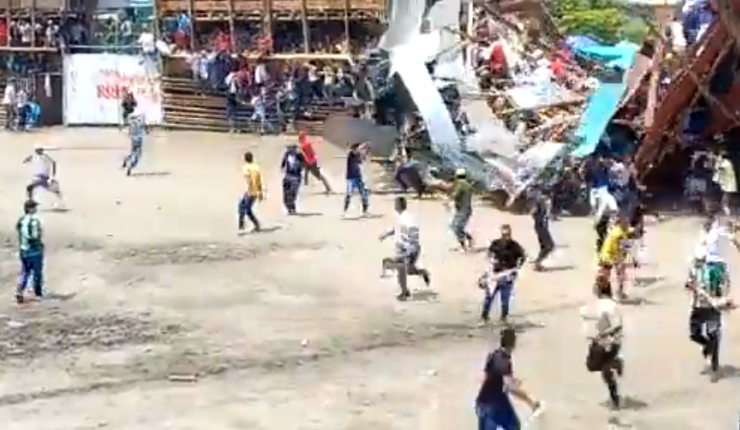 Colombia: 4 muertos por desplome de palco en Tolima