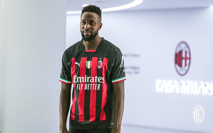 Divock Origi refuerza al AC Milan