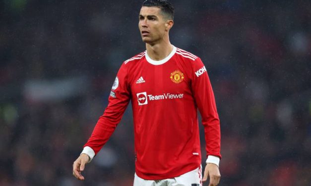 Cristiano Ronaldo se aleja del Manchester United