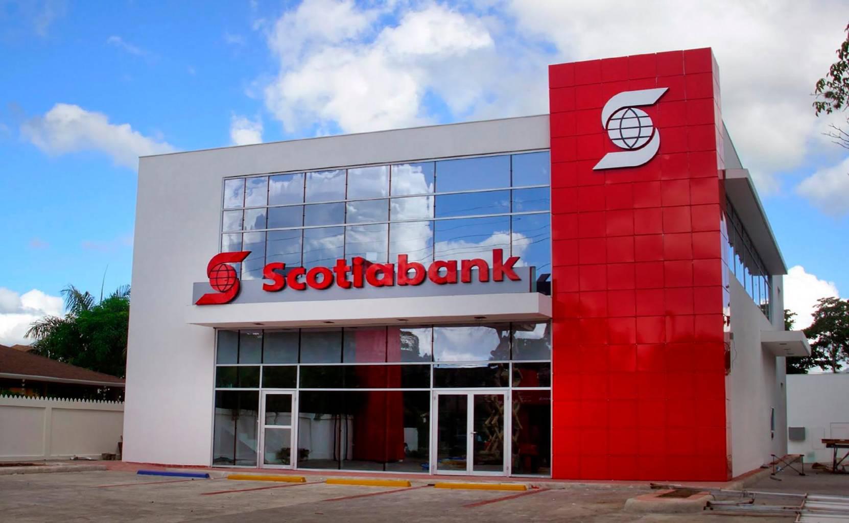 Cliente denuncia maltrato en Scotiabank