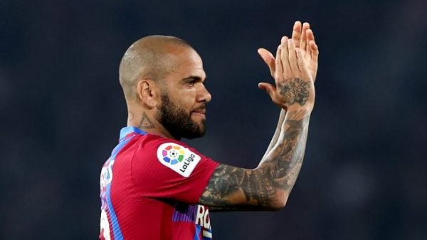 Dani Alves lamenta su salida del Barcelona