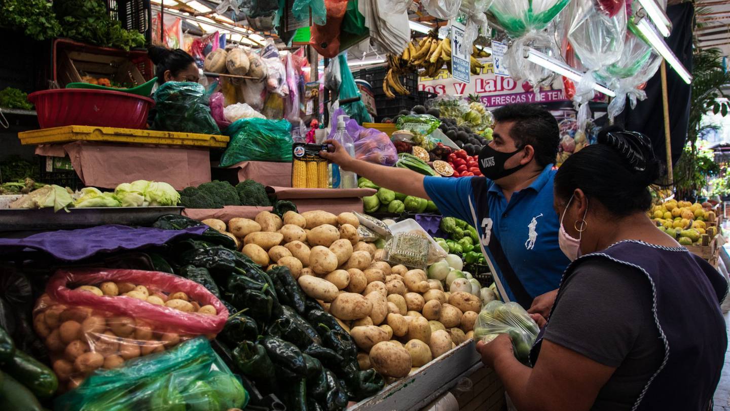 Inflación en México rompe barrera del 8%